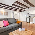 Liceu 11 Apartment